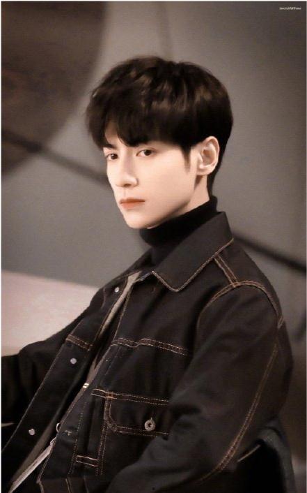 成毅娱乐圈吃瓜爆料视频,揭秘明星幕后故事